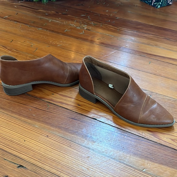 Universal Thread Dress Shoes sz 7 - Picture 4 of 6